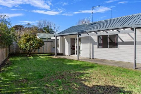 Photo of property in 9 Emery Place, Papamoa Beach, Papamoa, 3118