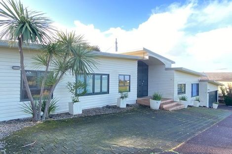 Photo of property in 20 Belvedere Court, West Harbour, Auckland, 0618