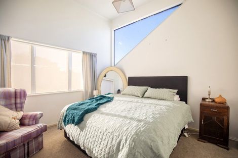 Photo of property in 48 Wainui Road, Raglan, 3225