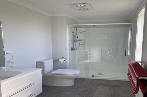 Photo of property in 169 Strathnaver Drive, Waikawa Beach, Manakau, 5573