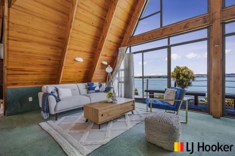 Photo of property in 54 Carnoustie Drive, Wattle Downs, Auckland, 2103