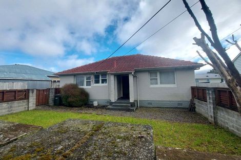 Photo of property in 11 Naenae Road, Naenae, Lower Hutt, 5011