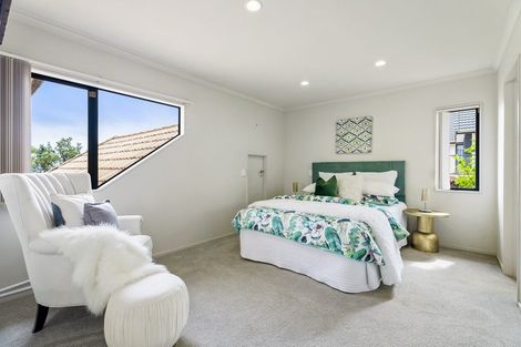 Photo of property in 121 Alec Craig Way, Gulf Harbour, Whangaparaoa, 0930