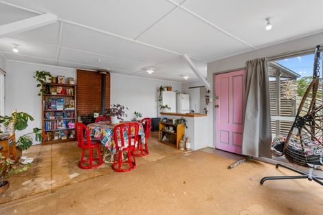 Photo of property in 10 Beach Street, Waikouaiti, 9510