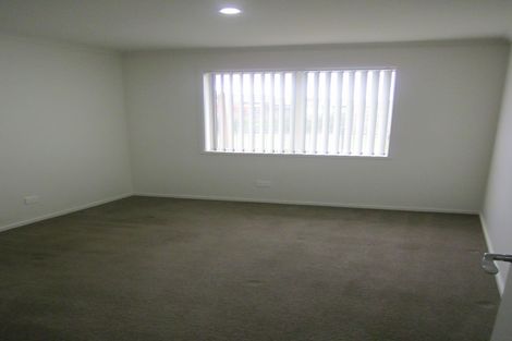 Photo of property in 31 Plescher Crescent, Leamington, Cambridge, 3432