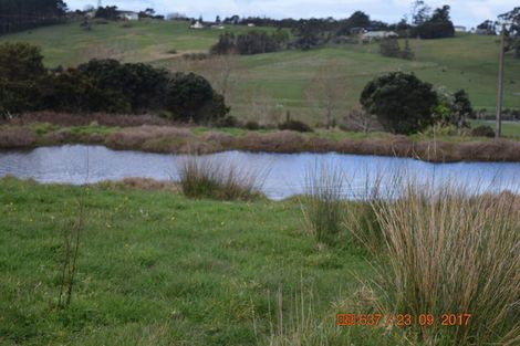 Photo of property in 166 Top Road, Dairy Flat, 0792