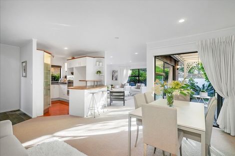 Photo of property in 45i Harbour View Road, Point Chevalier, Auckland, 1022