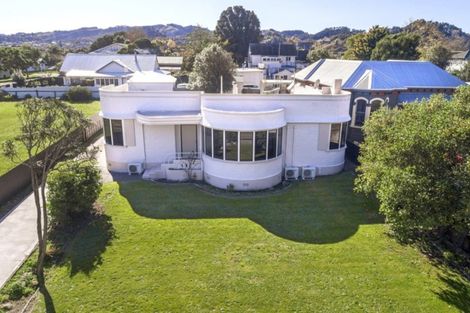 Photo of property in 58 Wainui Road, Kaiti, Gisborne, 4010