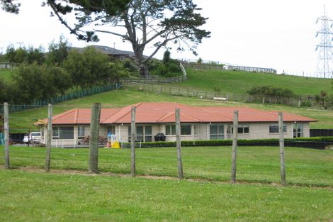 Photo of property in 7 Terry Smyth Drive, Kumeu, 0892