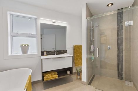 Photo of property in 1 Wahaika Way, Papamoa Beach, Papamoa, 3118