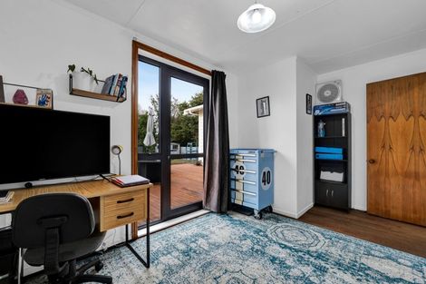 Photo of property in 16 Dixon Avenue, Hawera, 4610