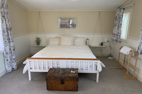 Photo of property in 21 Cobden Road, Bluff Hill, Napier, 4110