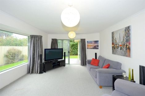 Photo of property in 10a Kumai Place, Sockburn, Christchurch, 8042