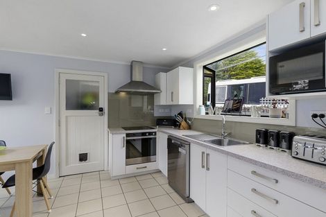 Photo of property in 9 Maymorn Road, Te Marua, Upper Hutt, 5018