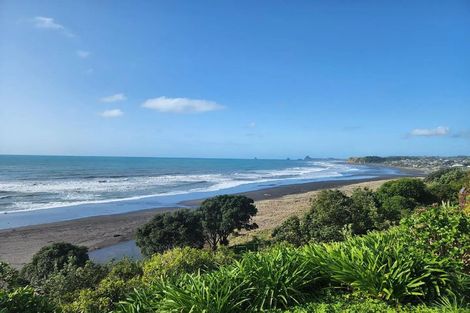 Photo of property in 56 Jans Terrace, Oakura, 4314