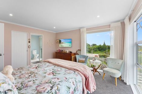 Photo of property in 110 Mountain View Terrace End, Otaki Beach, Otaki, 5512