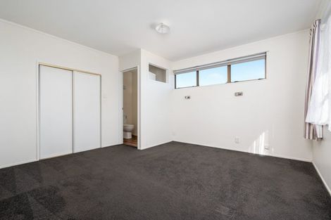 Photo of property in 33 Cotswold Avenue, Bishopdale, Christchurch, 8053