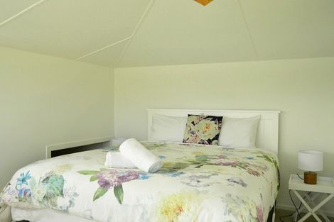 Photo of property in 25 Richmond Avenue, Richmond Heights, Taupo, 3330