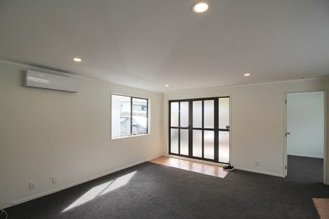 Photo of property in 5 Janese Place, Weymouth, Auckland, 2103
