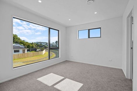 Photo of property in 22b Justamere Place, Weymouth, Auckland, 2103