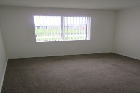 Photo of property in 31 Plescher Crescent, Leamington, Cambridge, 3432