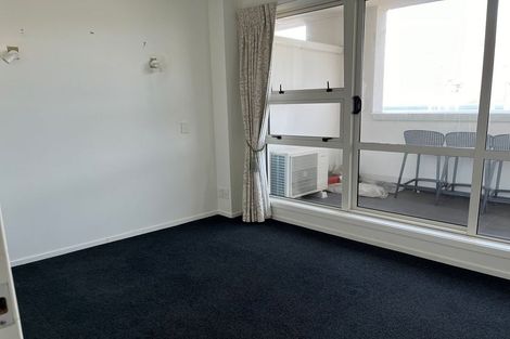 Photo of property in Stadium Garden Flats, 415/107 Thorndon Quay, Pipitea, Wellington, 6011