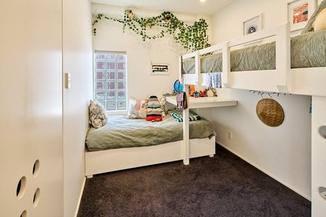 Photo of property in Tennyson Apartments, 11/25 Tennyson Street, Te Aro, Wellington, 6011