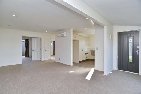 Photo of property in 3 Reeves Road, Rangiora, 7400