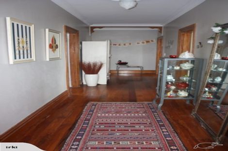 Photo of property in 48 Cutfield Road, New Plymouth, 4310