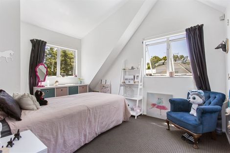 Photo of property in 2/30 Forest Hill Road, Henderson, Auckland, 0612
