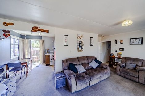 Photo of property in 18 Montgomery Street, Waipukurau, 4200