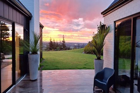 Photo of property in 46 Harry Dreadon Road, Opaheke, Papakura, 2584