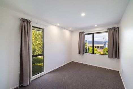 Photo of property in 6 Kaikomako Place, Cass Bay, Lyttelton, 8082