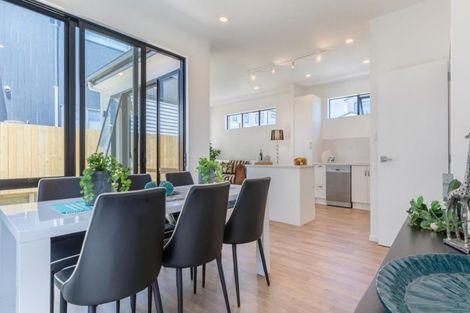 Photo of property in 72 Craigs Way, Hobsonville, Auckland, 0616