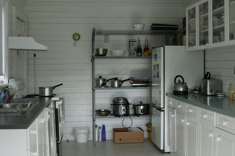 Photo of property in 26 Nigel Road, Browns Bay, Auckland, 0630