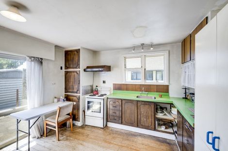 Photo of property in 28 Fleming Crescent, Maraenui, Napier, 4110