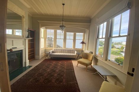 Photo of property in 16 Sealy Road, Bluff Hill, Napier, 4110