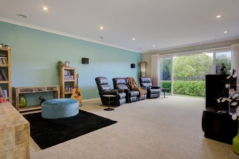 Photo of property in 9 Beachwood Drive, Hatfields Beach, Orewa, 0931