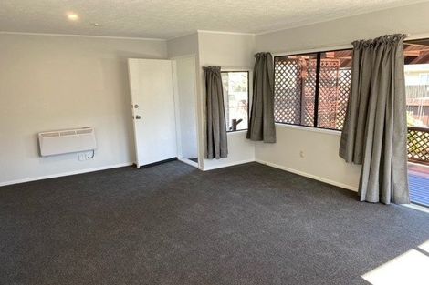 Photo of property in 1/10 Imogene Way, Half Moon Bay, Auckland, 2012