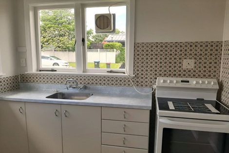 Photo of property in 10 Oakdale Road, Mount Roskill, Auckland, 1041