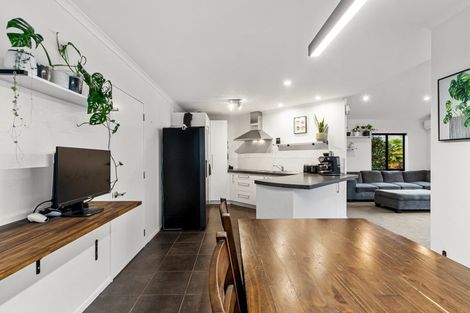 Photo of property in 18 Rosella Drive, Welcome Bay, Tauranga, 3112