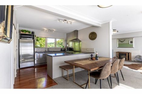 Photo of property in 52 Sylvan Crescent, Te Atatu South, Auckland, 0610