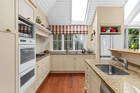 Photo of property in 55 Clarence Street, Devonport, Auckland, 0624