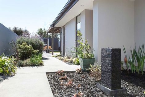 Photo of property in 93 Bickerton Street, Wainoni, Christchurch, 8061
