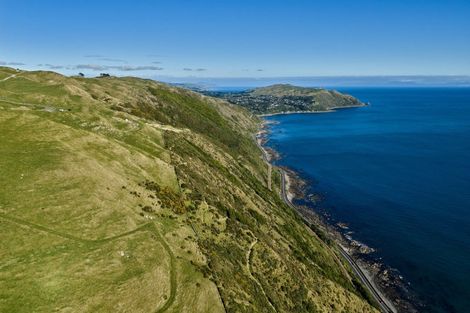 Photo of property in 1275 Paekakariki Hill Road, Paekakariki Hill, Porirua, 5381