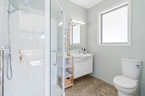 Photo of property in 2 Railway Lane, Outram, 9019