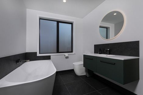 Photo of property in 19 Wooing Tree Avenue, Cromwell, 9310