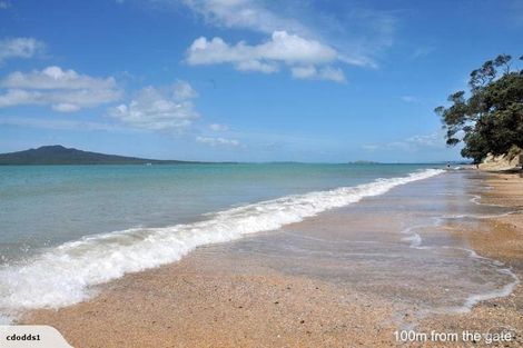 Photo of property in 20 Seabreeze Road, Narrow Neck, Auckland, 0624