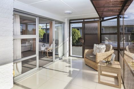 Photo of property in 40 Niven Street, Avondale, Christchurch, 8061