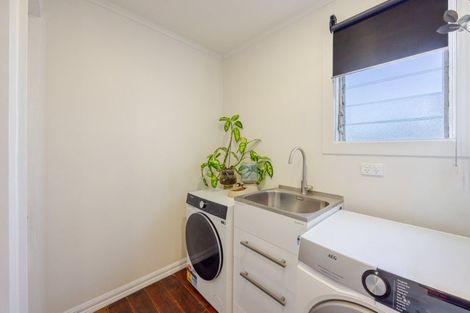 Photo of property in 61 Bibby Street, Waipawa, 4210